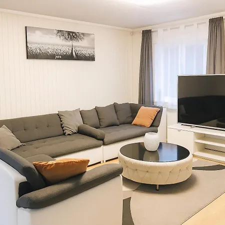 In Free Parking & Air Conditioning Apartament