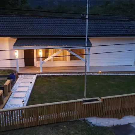 In Free Parking & Air Conditioning Bergen